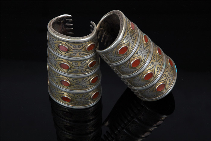 0359 bracelets. tekin , nineteenth century